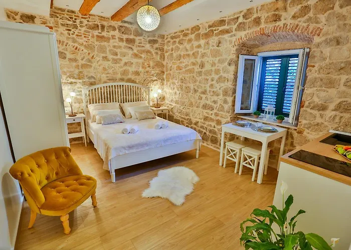 Mana Centre 아파트